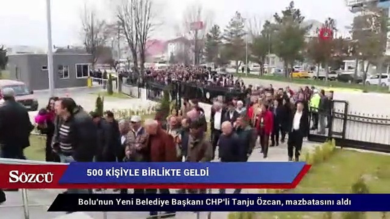 Mazbatasını 500 kişiyle birlikte aldı