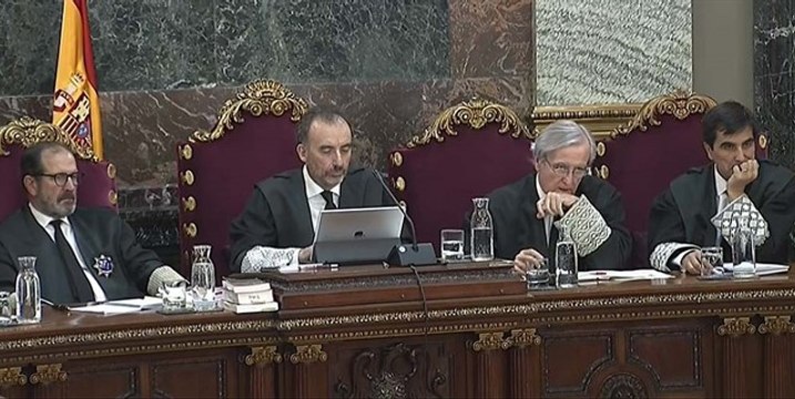 Tertulia de Federico: La violencia de los separatistas catalanes