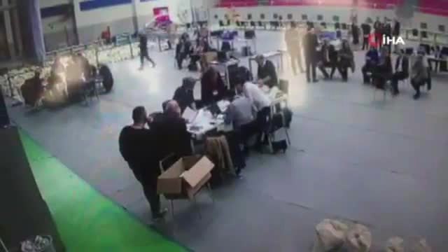 Bayrampaşa'da Oylar Yeniden Sayılıyor