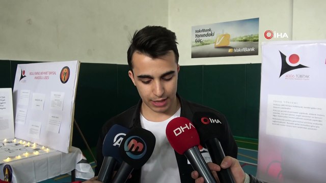 Liseli gençler bilim fuarında hünerlerini sergiledi