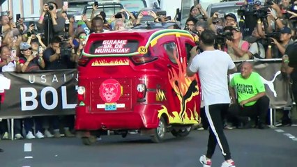 Usain Bolt vence mototáxi em disputa no Peru