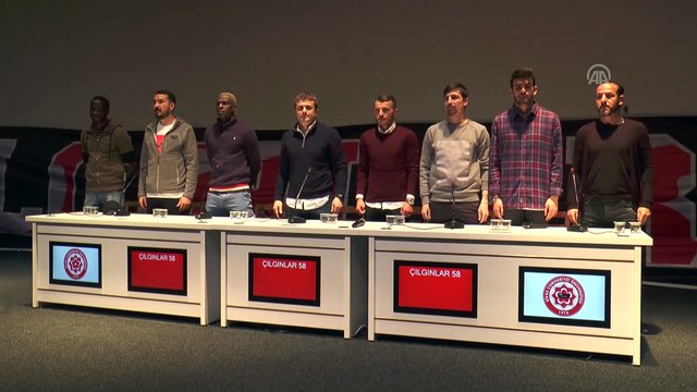 Sivasspor'da Keleş ve futbolcular öğrencilerle buluştu - SİVAS