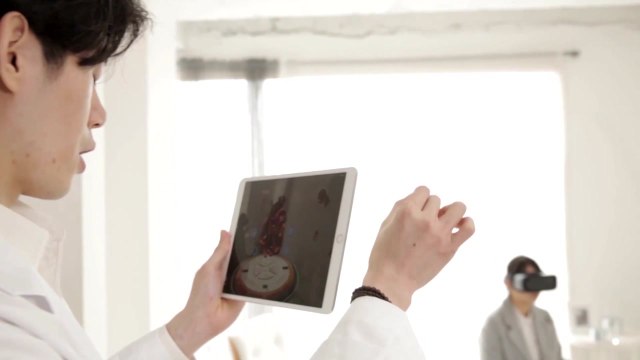 '빛의 속도' 5G 서비스...세계 최초 상용화 / YTN