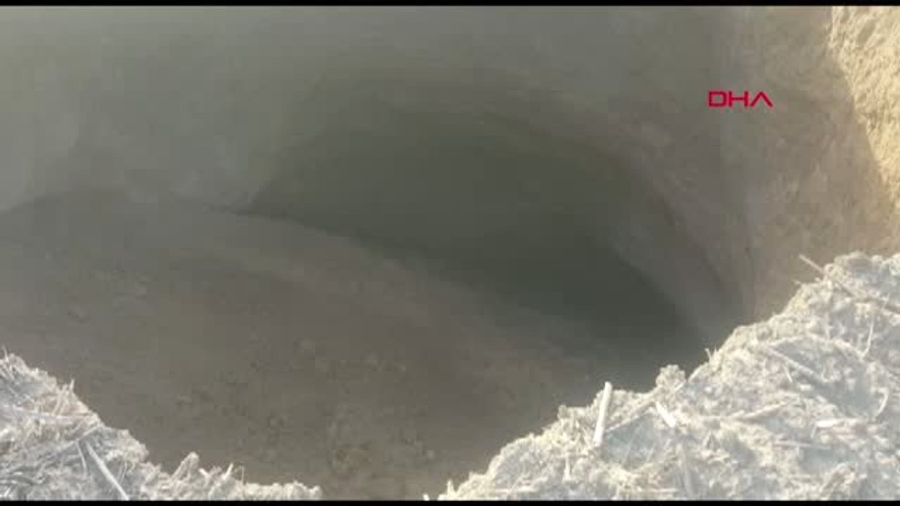 Konya Karapınar'da 15 Metre Derinliğinde Yeni Bir Obruk Daha Oluştu