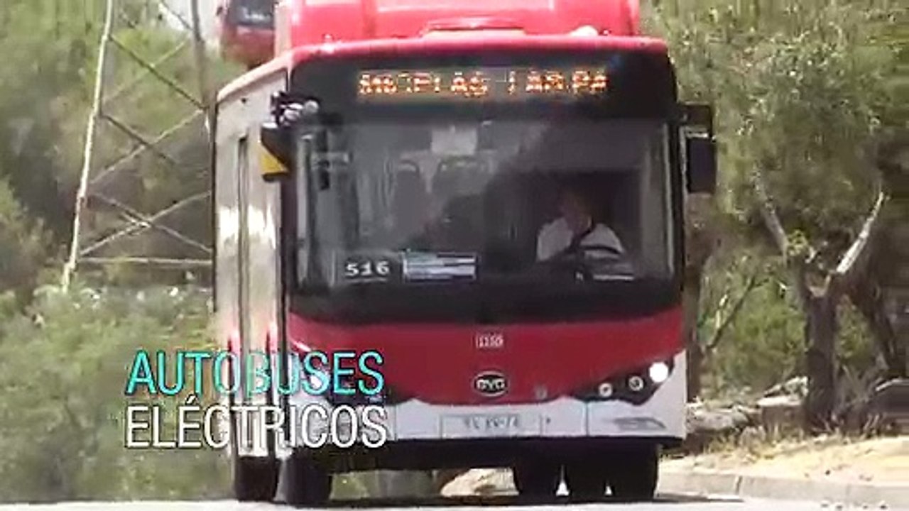 Iván Rafael Hernandez Dalas te enseña los autobuses eléctricos