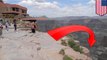 Turis Cina jatuh dari Grand Canyon saat selfie - TomoNews