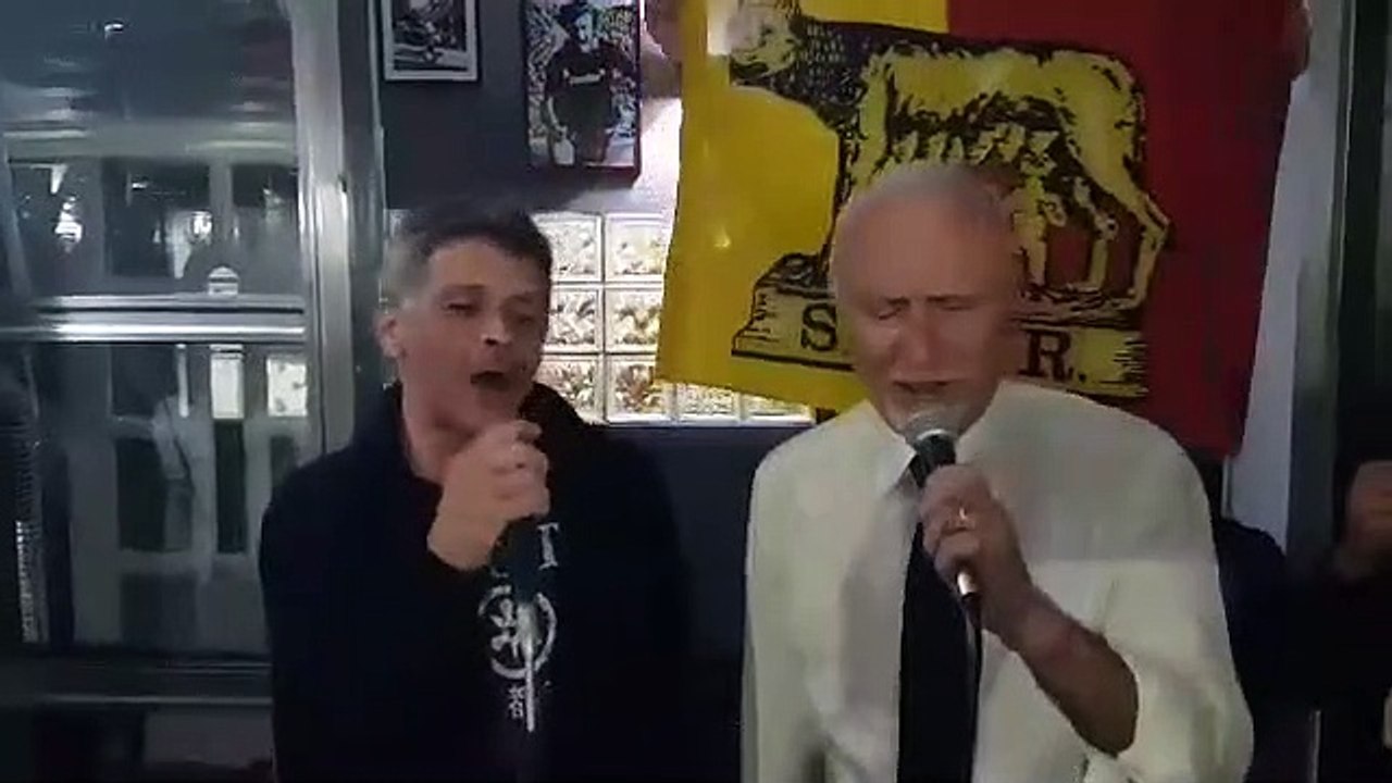 PRUZZO Canta l'Inno al suo compleanno