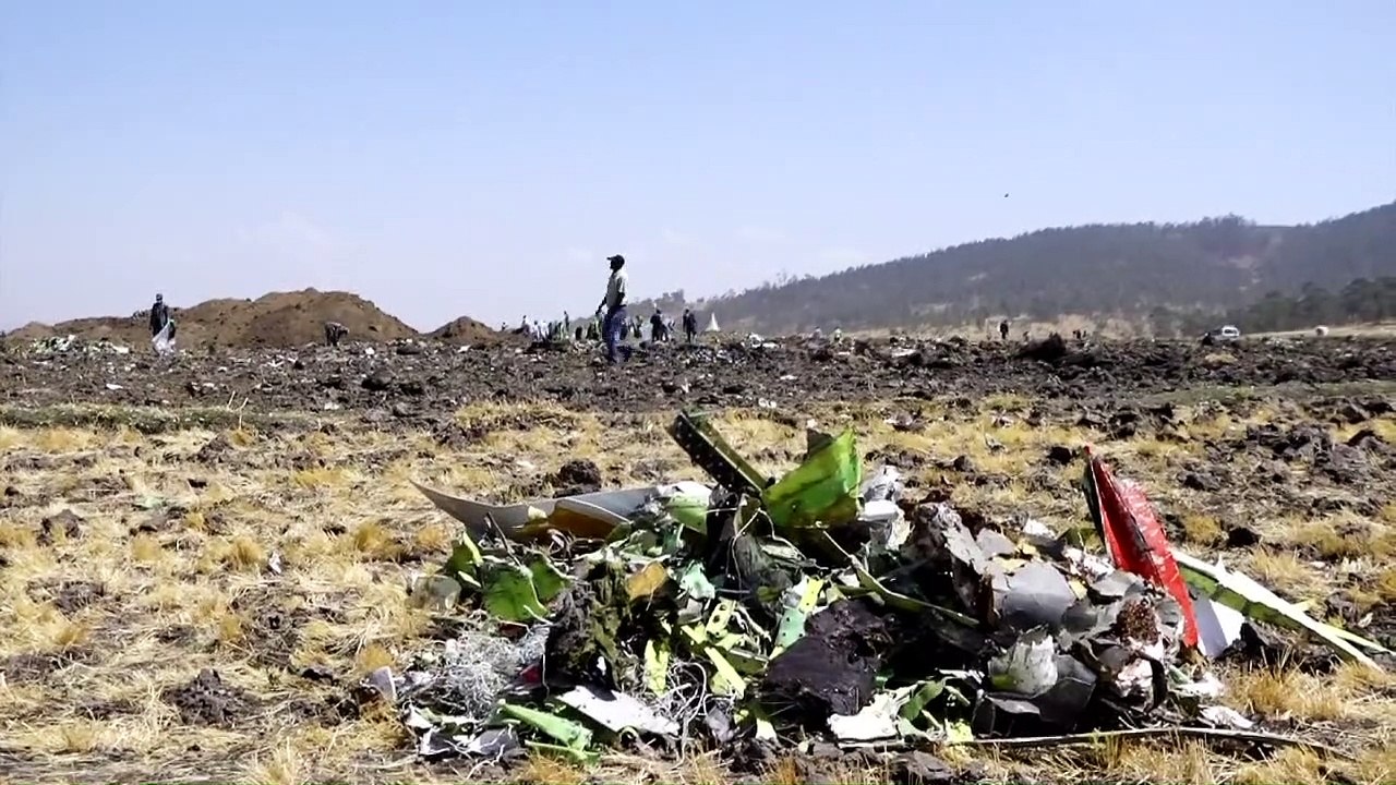 Boeing soll Steuerungssystem für 737 MAX überarbeiten