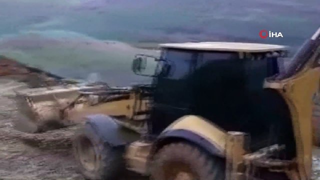 Gercüş köy yolunda heyelan