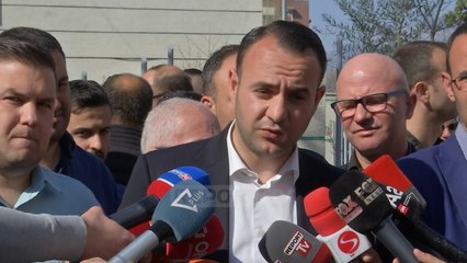 Jepet masa për protestuesit e ndaluar, Balliu - Ramës: Do të të ndjekim këmba - këmbës