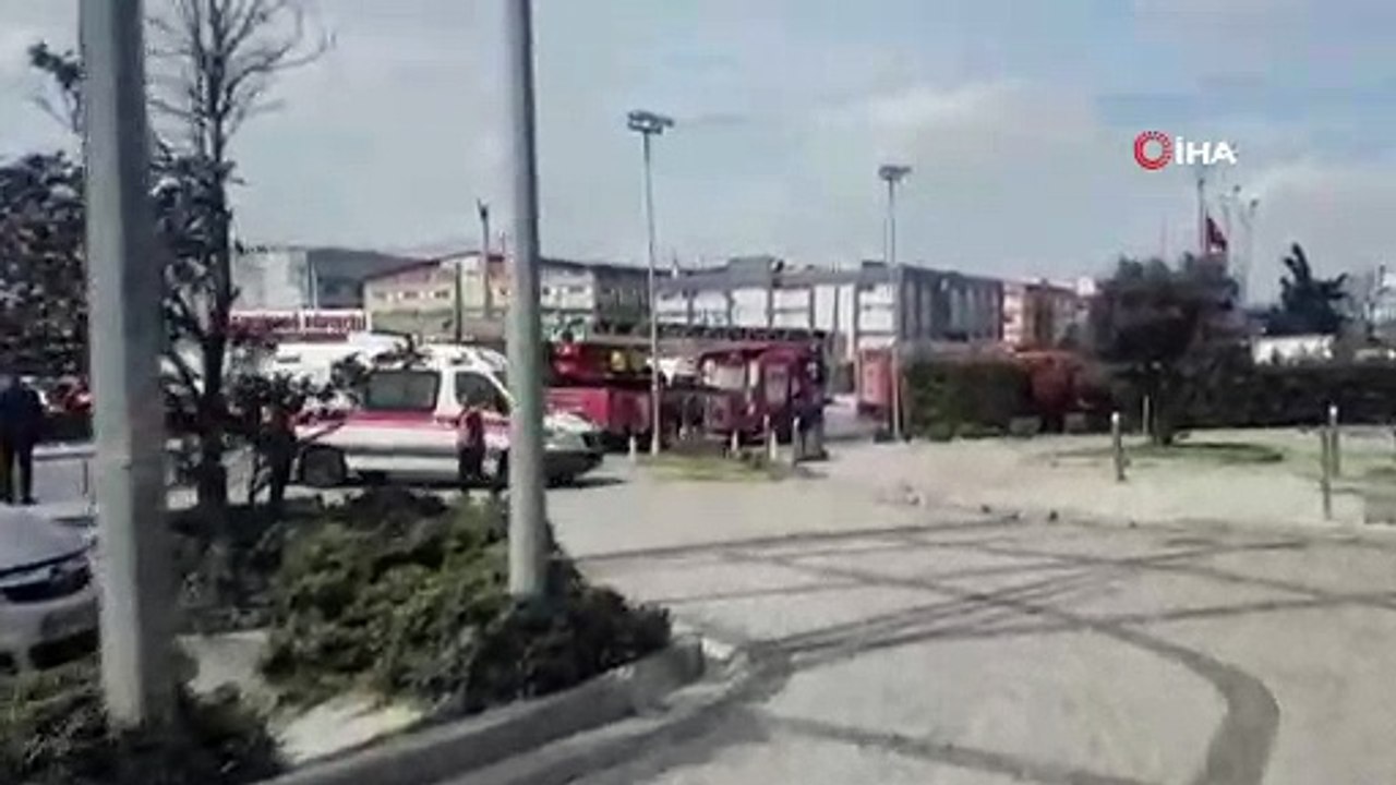 TÜYAP’ta stant devrildi: 4 yaralı