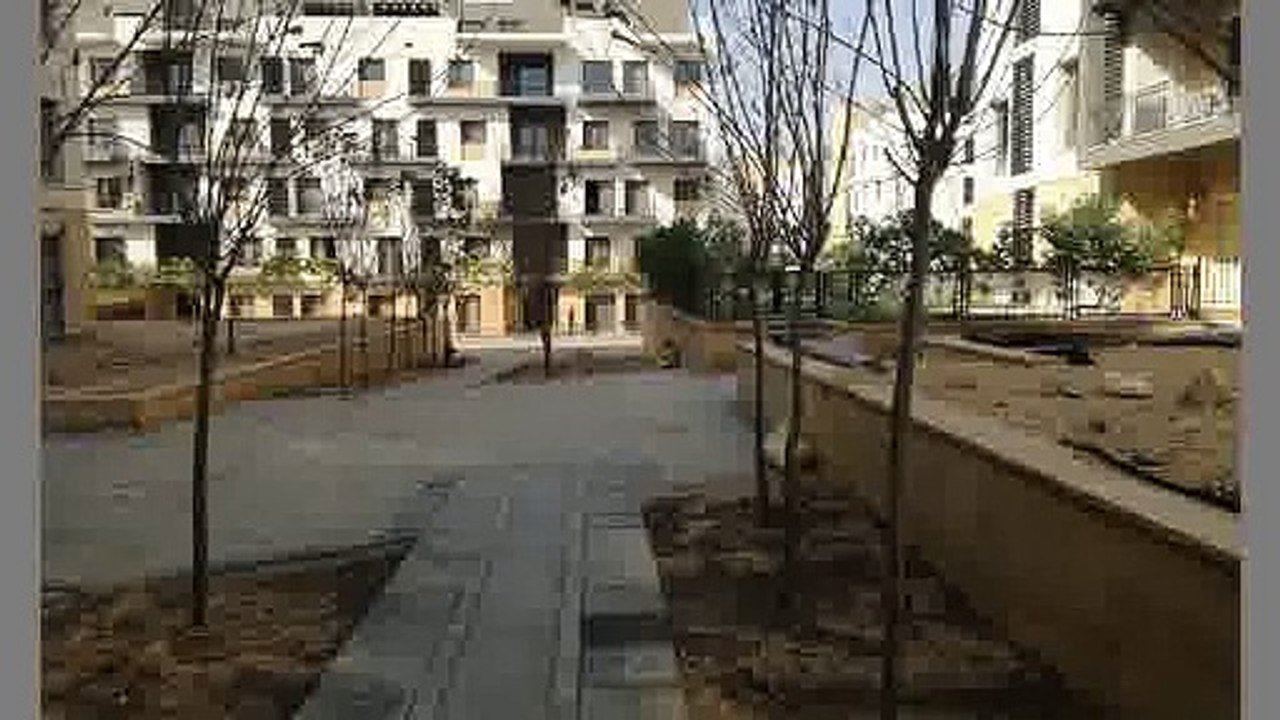 ايست تاون دوبلكس جاردن كورنر موقع متميزعلى المناظر الطبيعية بسعر رائع