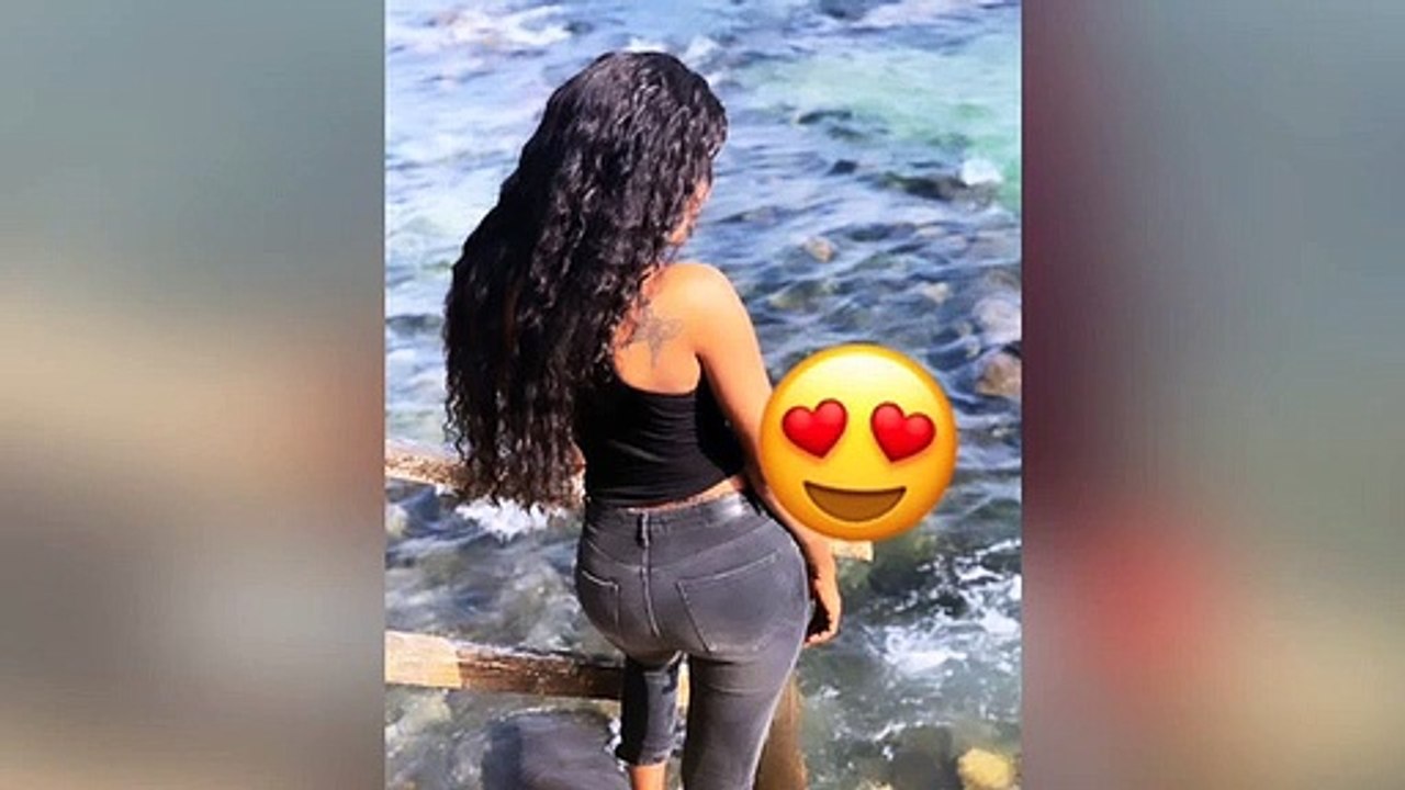 (09 Photos) Dieyna de la série “Nafi” plus chaude que jamais, à la Plage