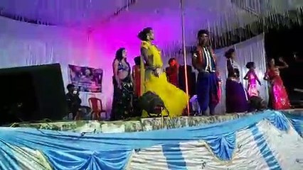 मोला नित लागे रानी लाली लाली लुगरा हर तोर