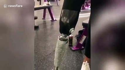 Glam-putee! Model shows off her diamond encrusted prosthetic leg