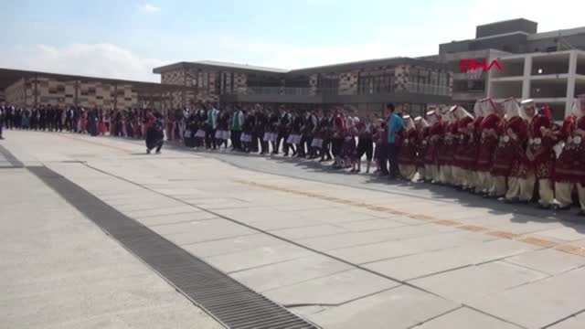 Çorum'da Üniversiteler Arası Halk Dansları Yarışmaları Başladı