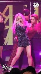 [MPD직캠] 카드 지우 직캠 '밤밤(Bomb Bomb)' (KARD JIWOO FanCam) | @MCOUNTDOWN_2019.4.4