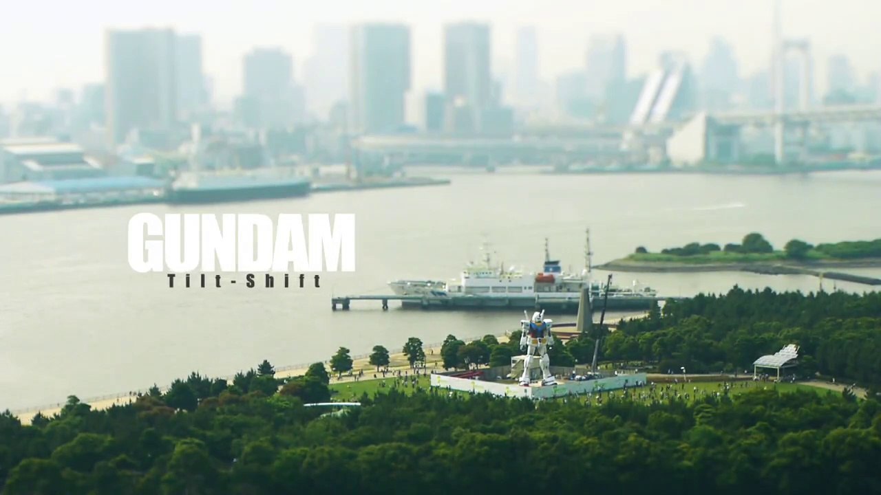 Gundam (Tilt Shift)