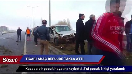 Hafif ticari araç takla attı