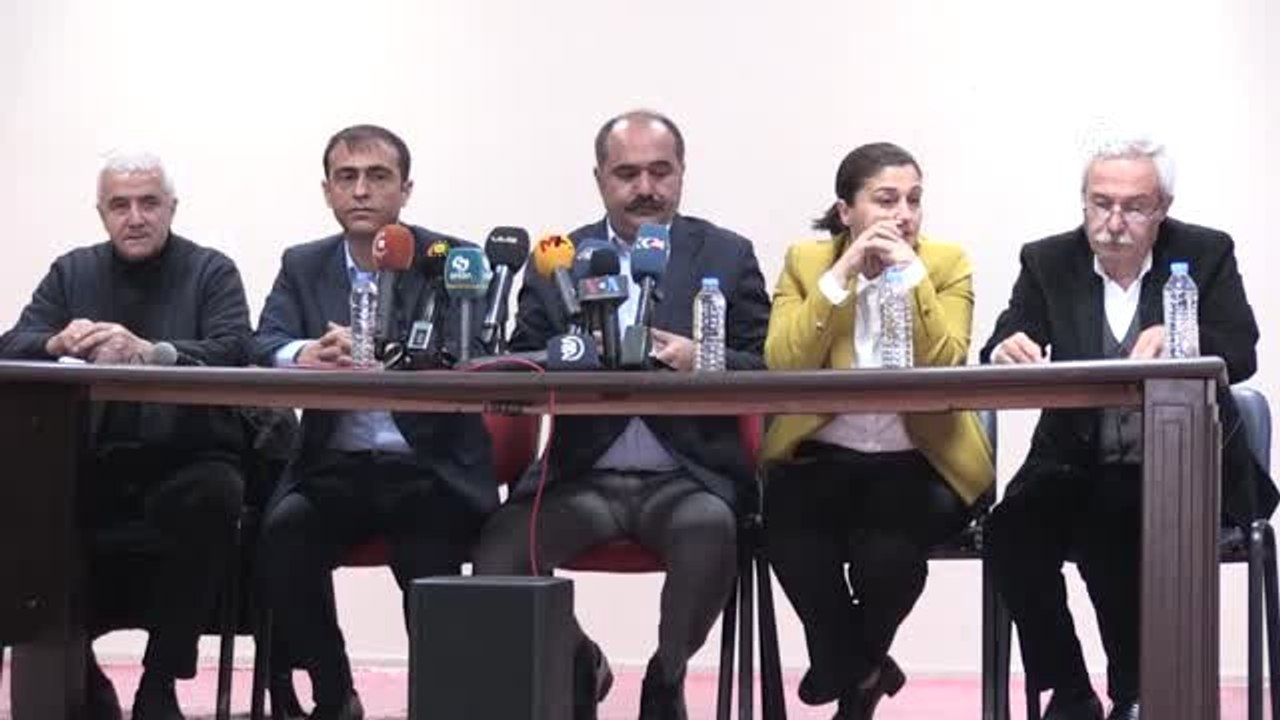 Hdp'nin Kutlama Programında Terör Propagandası