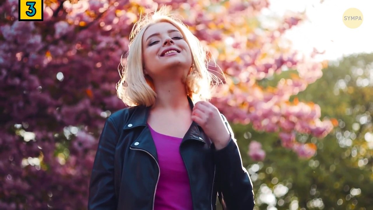 J’ai Réparé et Lissé Mes Cheveux Durablement Avec ces Remèdes Naturels