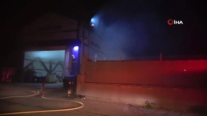 Ataşehir'de Kimya Fabrikasında Korkutan Yangın