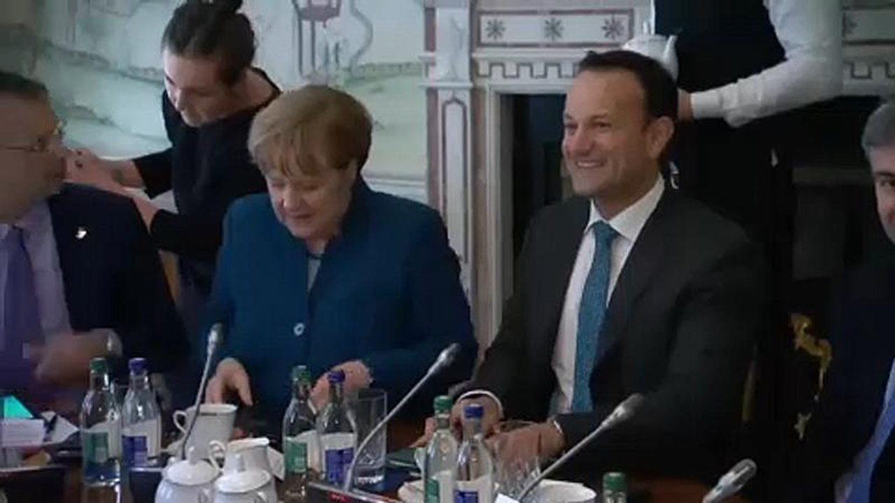 Merkel in irland: hofft auf geregelten brexit