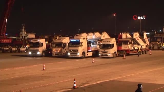 Atatürk Havalimanı'ndan İstanbul Havalimanına Taşınma Devam Ediyor