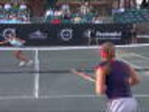 Keys unlocks place in Charleston quarter-finals