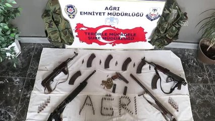 Husumetli İki Gruptan Çok Sayıda Silah Çıktı - Ağrı