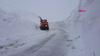 Erzurum'da 2 Bin 890 Metrede 10 Metrelik Karla Mücadele