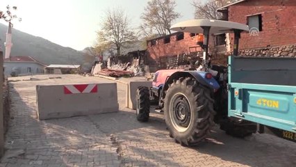 İzmir'de Heyelan Olan Mahalle İçin "Afete Maruz Bölge" Talebi