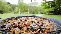 Five Reasons Why We Are the Best Paella and Tapas Caterers for Your Party