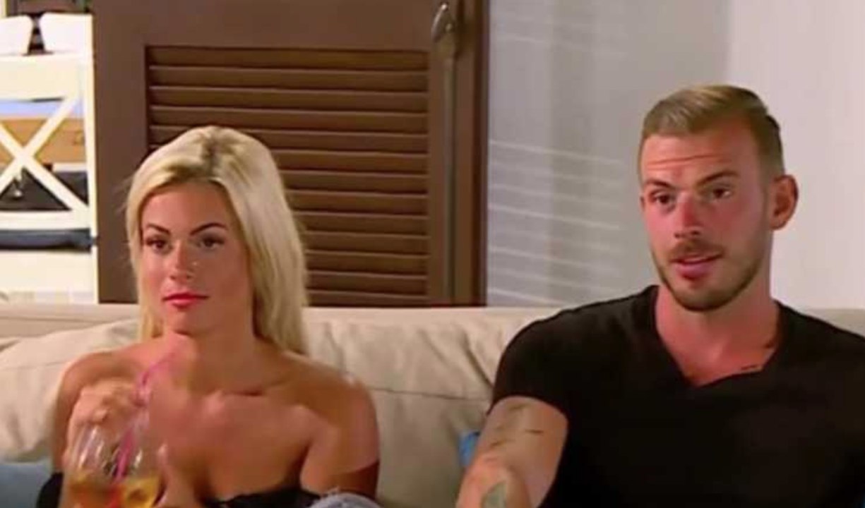 Les Marseillais Asian Tour : Carla Moreau et Julien Bert dorment ensemble…