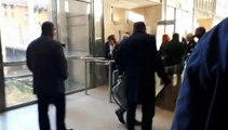 La dernière arrivée des accusés au palais de justice