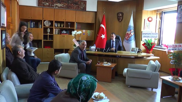 Avanos Belediye Başkanı İbaş 32 yıl önce öğrenci olarak oturduğu koltuğa başkan olarak oturdu