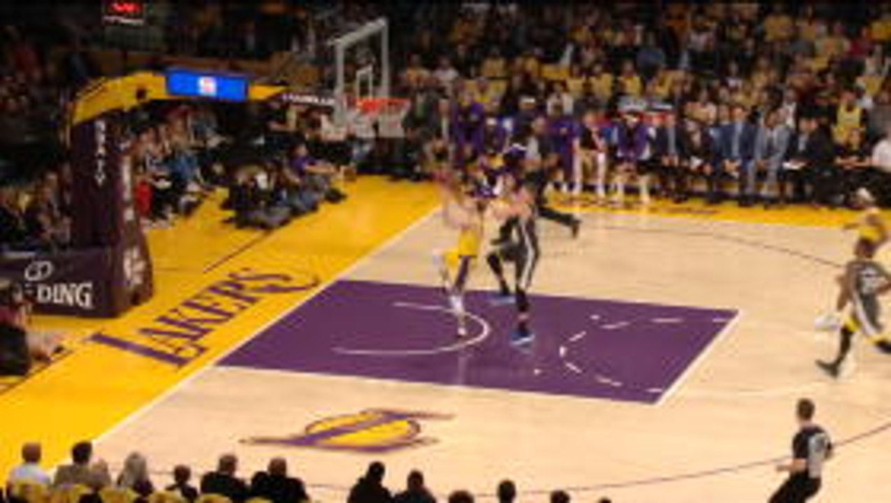Caruso dunk blocked from behind