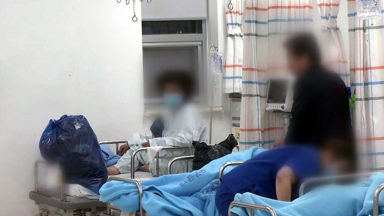 속초의료원 환자 필사의 탈출...오늘 속속 복귀 / YTN