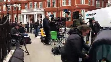 Ecuador 'denies decision made to expel Assange'