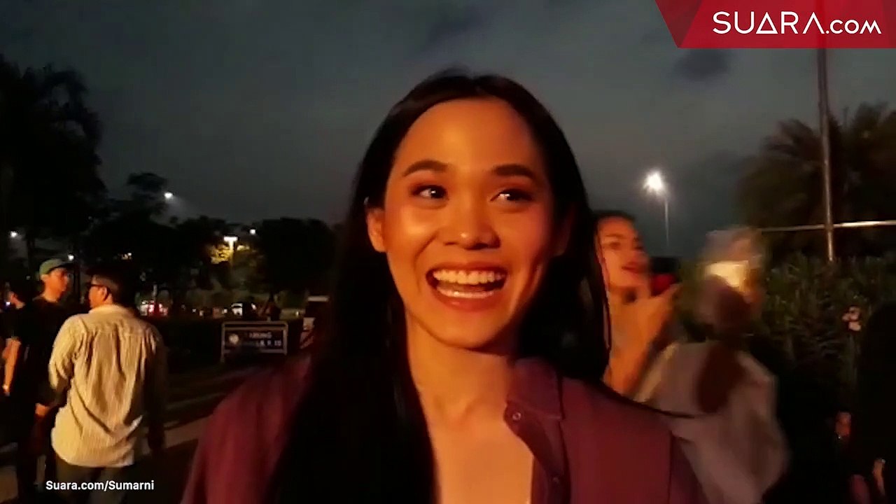 Sheryl Sheinafia Deg-degan Nonton Konser John Mayer