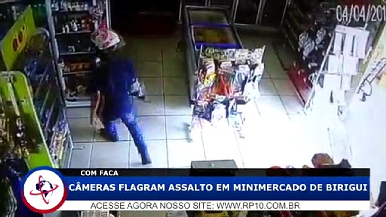 Câmeras de segurança gravam assalto em minimercado de Birigui