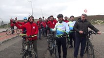 Türk ve Suriyeli çocuklar bisiklet turunda buluştu