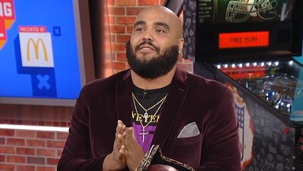 Nate Burleson and A.J. Francis show off freestyle skills