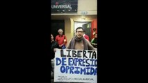 Trabajadores de Radio Pichincha Universal protestan por el cierre de medio de comunicación