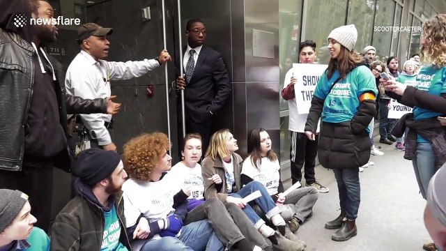 Young Jews protest plight of Palestinians on Birthright tours of Israel