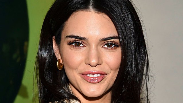 Kendall Jenner Trolls Kylie Jenner & Travis Scott Over Their Vacation Photos