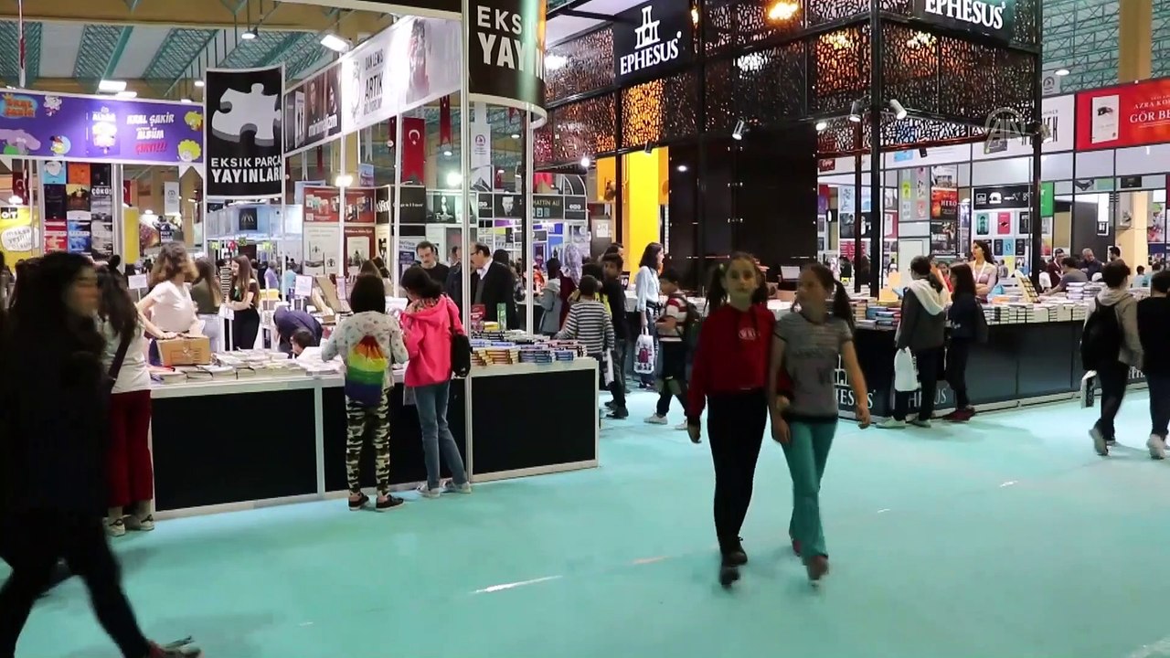 Denizli Büyükşehir Belediyesi 3. Kitap Fuarı başladı