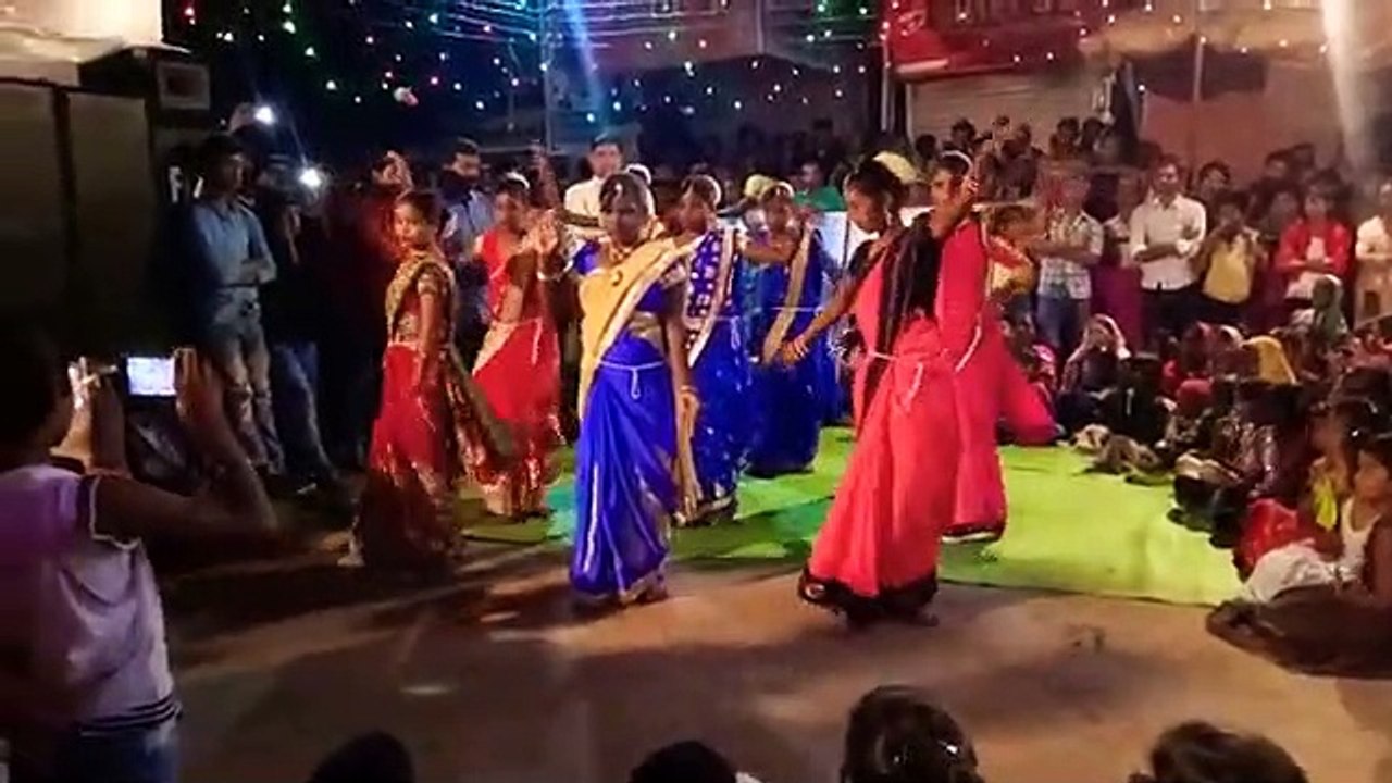 मां अंबे मां जगदंबे तेरी महिमा है सबसे निराली प्रतापपुर में नवरात्रि के पर्व पर माता रानी के दरबार