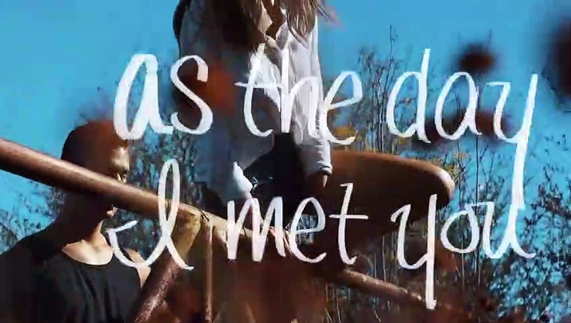 The_Chainsmokers_-_Closer_ft._Halsey_(Official_Lyric_Video)(480p)