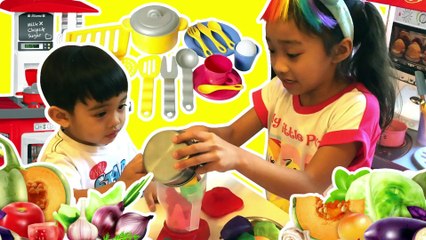 TOY KITCHEN SET | PLAYING WITH MY KITCHEN TOY SET